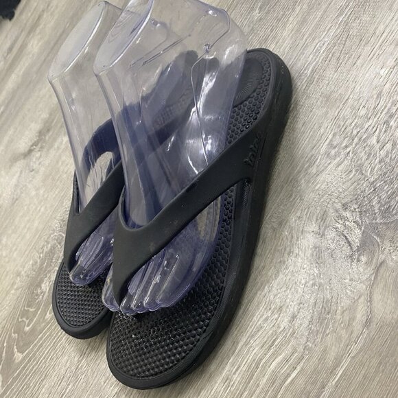 Totes Every Wear Flip Flop Lightweight Waterproof Black Sandals Womens US Size 8 - Picture 1 of 5